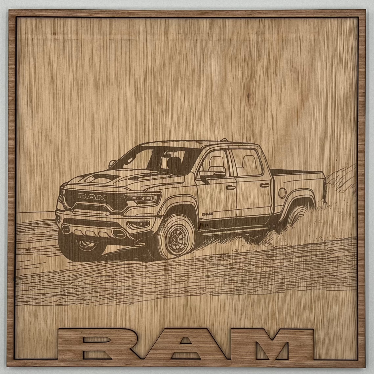 Dodge RAM houtgravure met kader